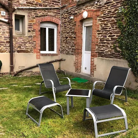Le RoseGarden Studio au pied de la Gare de Rennes Extérieur photo