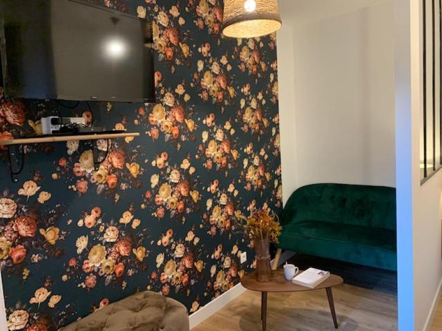 Le Rosegarden Au Pied De La Gare De Rennes